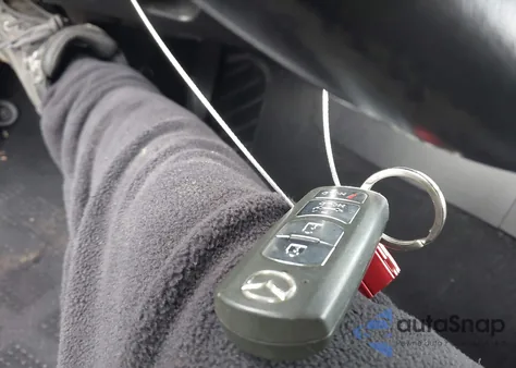 2011 Mazda Mx-5 Miata Grand Touring z USA, uszkodzony, nr VIN JM1NC2PF8B0214322